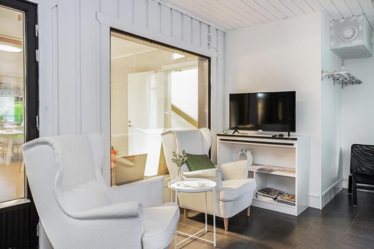 Hestra Guesthouse Eksteriør billede